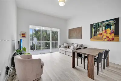 2851 NE 183rd St #211E, Aventura: photo 1 of 49