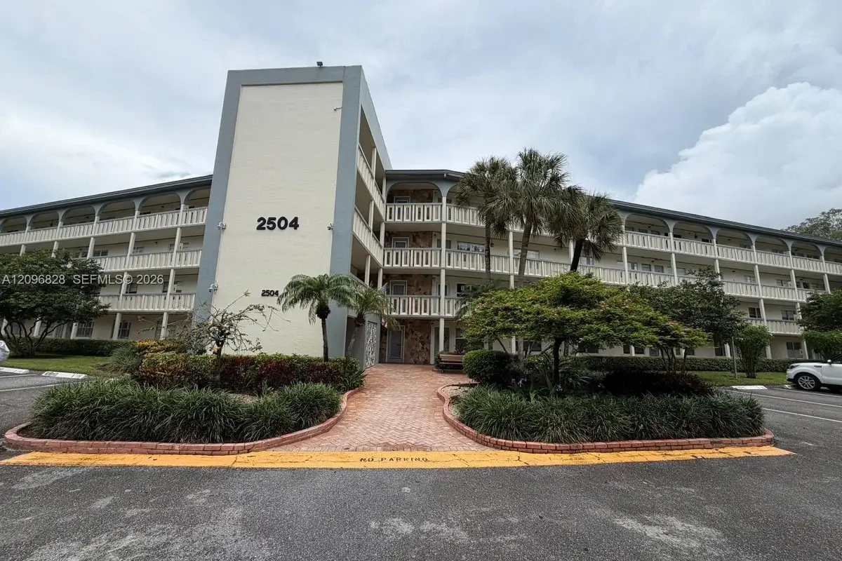 2504 Antigua Ter #H3, Coconut Creek: photo 1 of 38