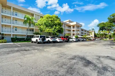 3151 S Palm Aire Dr #108, Pompano Beach: photo 1 of 39