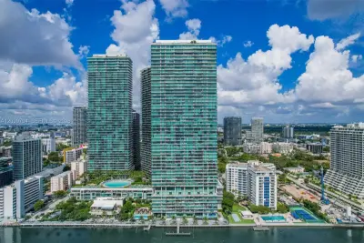 3131 NE 7th Ave #1205, Miami: photo 1 of 23