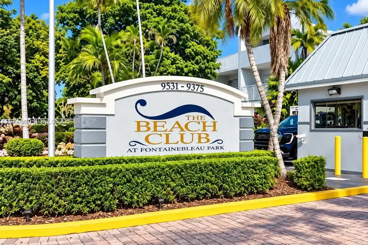 9353 Fontainebleau Blvd #A216, Miami: photo 1 of 13