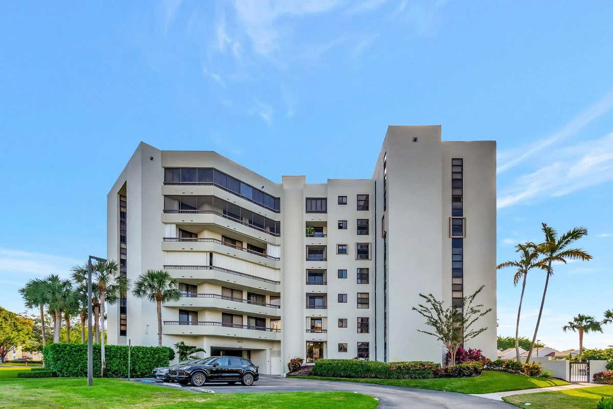 6372 La Costa Dr #504, Boca Raton: photo 1 of 46