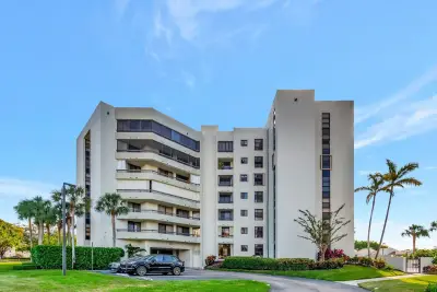 6372 La Costa Dr #504, Boca Raton: photo 1 of 46