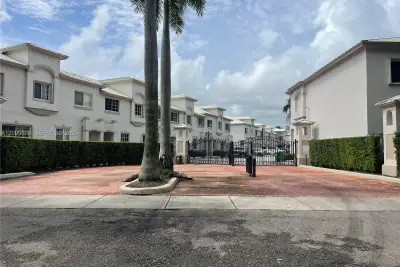 15720 SW 92nd Ave #4A, Palmetto Bay: photo 1 of 19