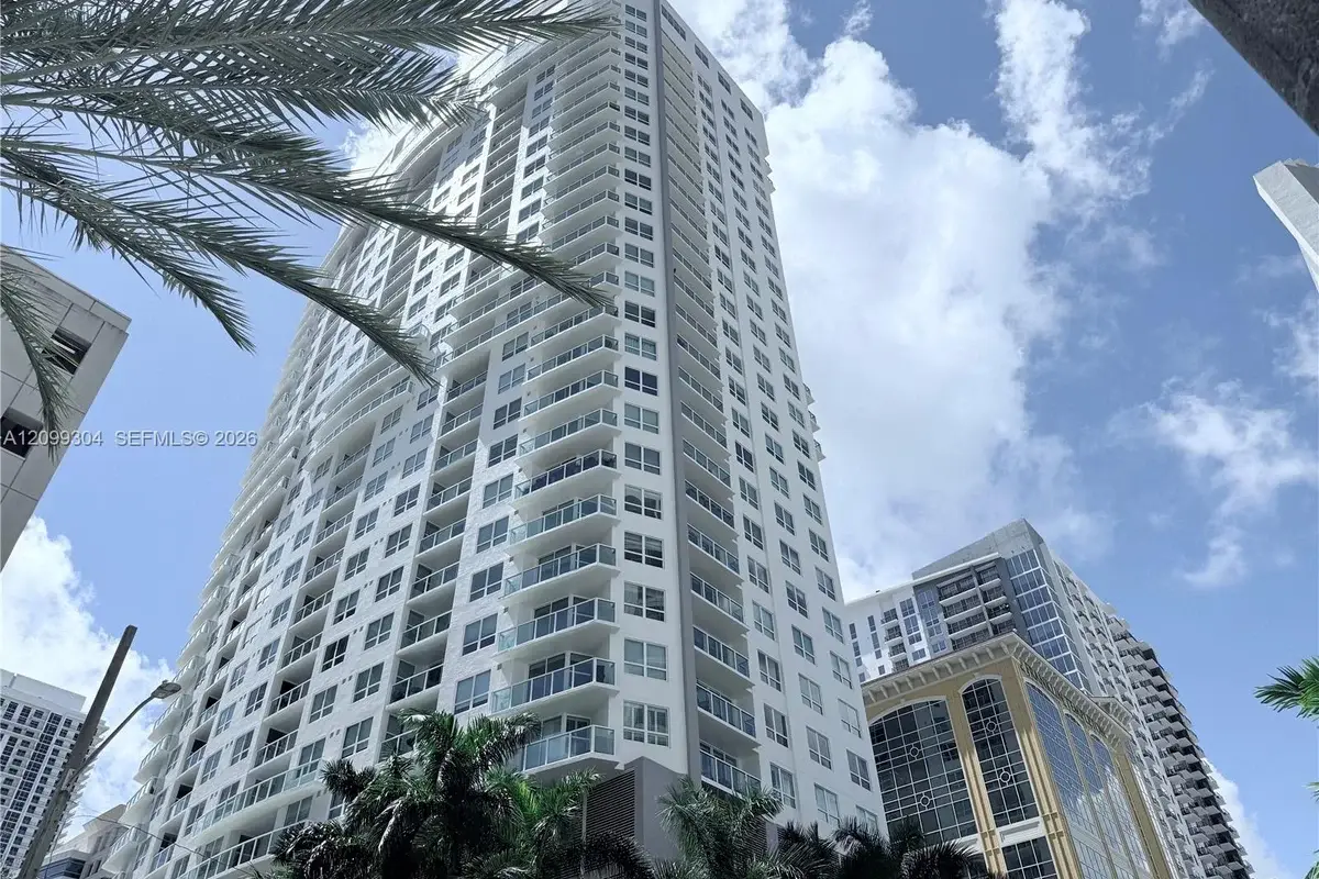 350 SE 2nd St #2380, Fort Lauderdale: photo 1 of 34