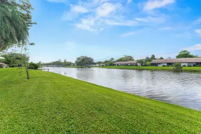 83 Wood Rose Ct, Royal Palm Beach: photo 1 of 29