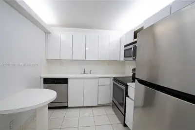 600 Three Islands Blvd #316, Hallandale Beach: photo 1 of 25