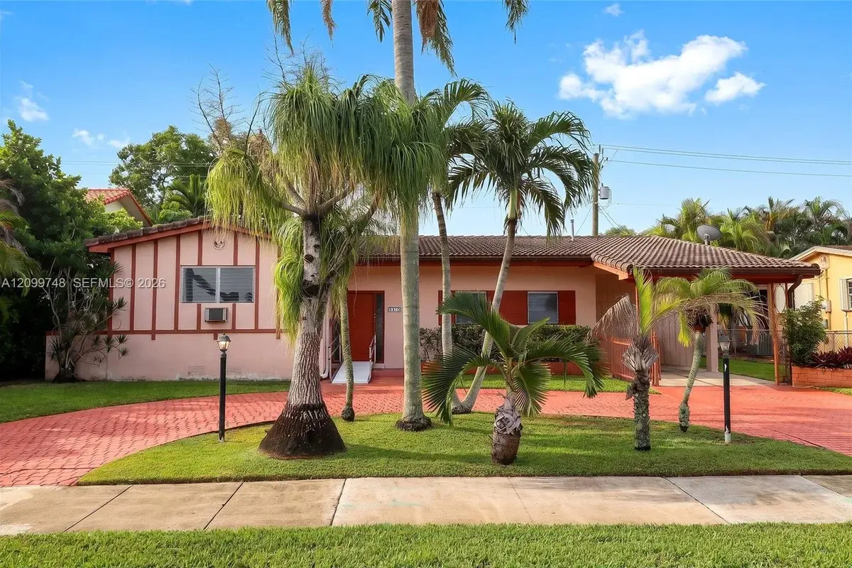 8410 SW 16th St, Miami: photo 1 of 28
