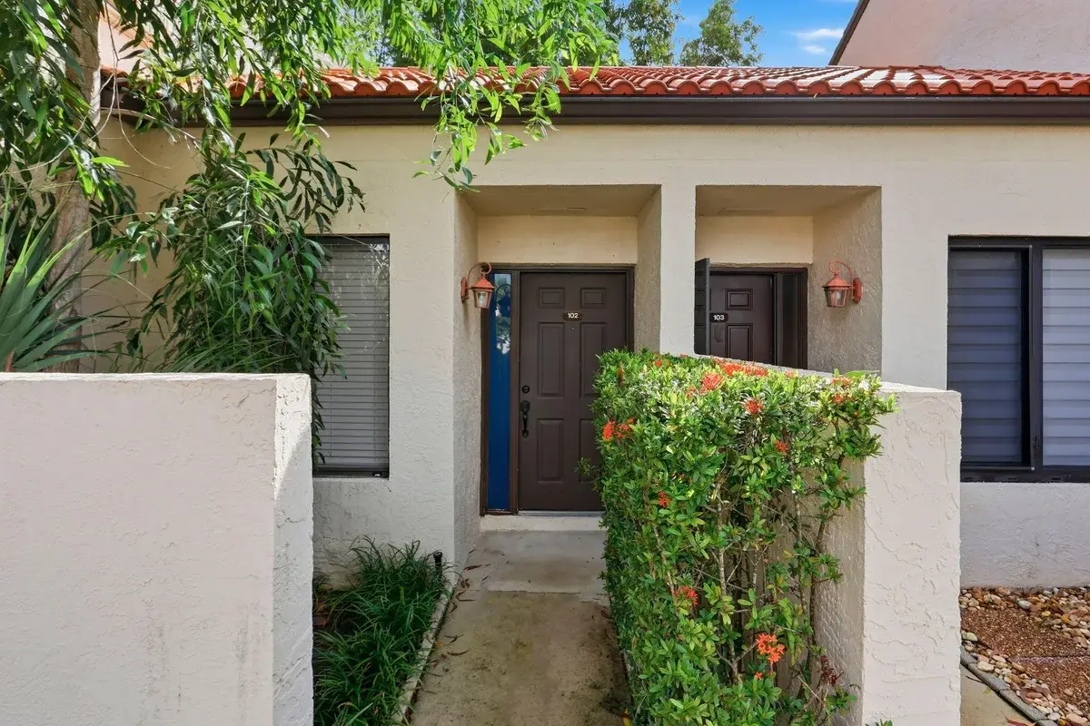 22 Via De Casas Sur #102, Boynton Beach: photo 1 of 44
