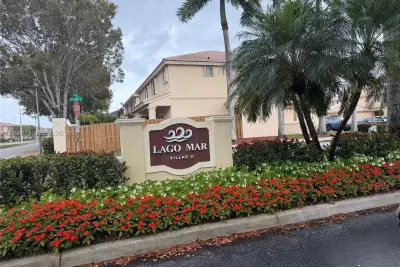 7431 SW 163rd Pl, Miami: photo 1 of 18
