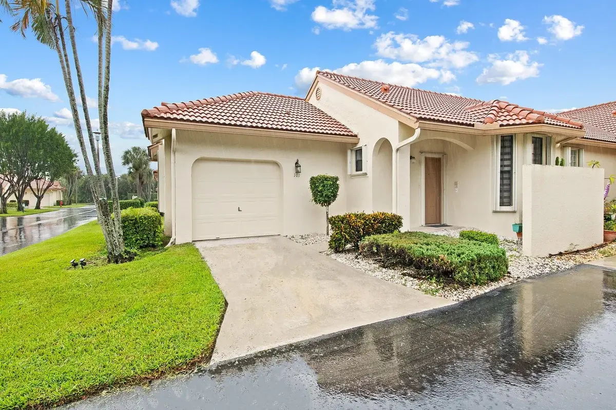 8292 Waterline Dr #101, Boynton Beach: photo 1 of 21
