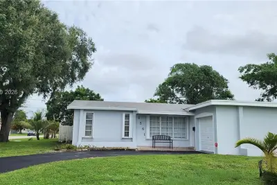 8561 Sheraton Dr, Miramar: photo 1 of 17