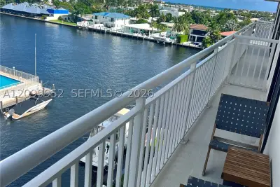 3100 NE 48th St #610, Fort Lauderdale: photo 1 of 12