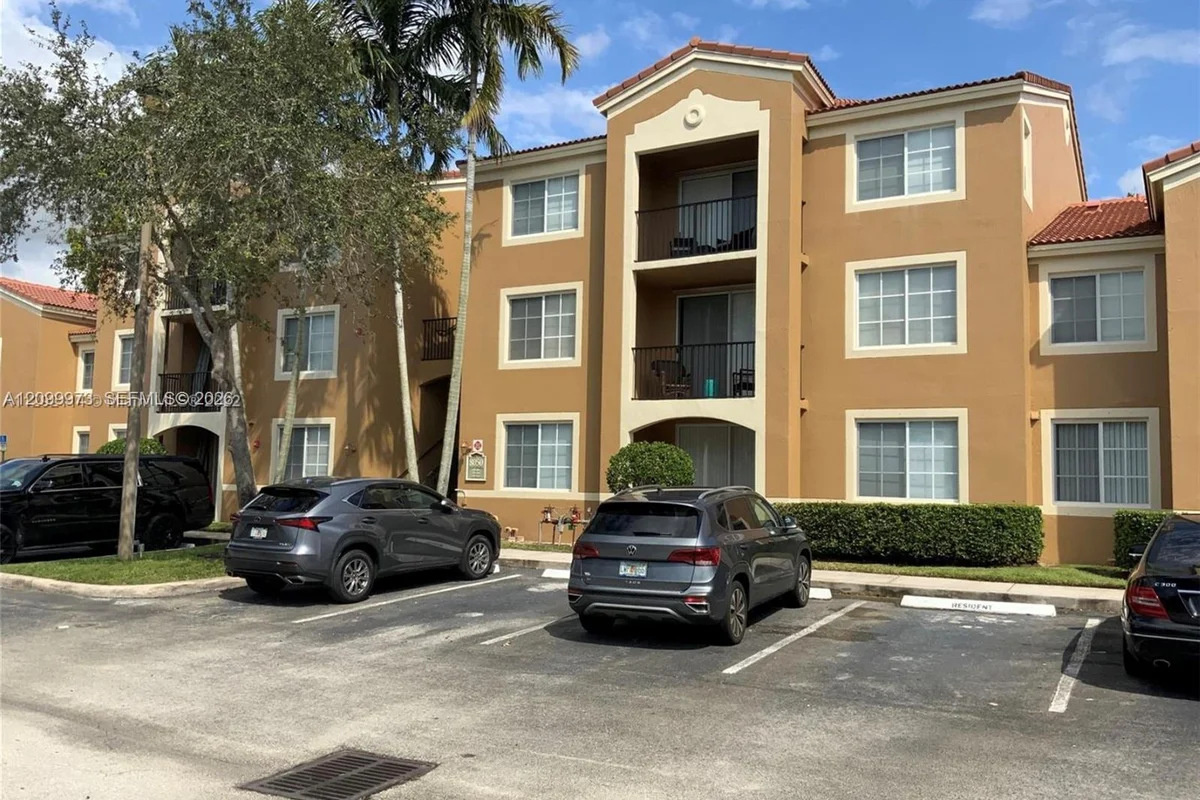 8050 N Nob Hill Rd #204, Tamarac: photo 1 of 28