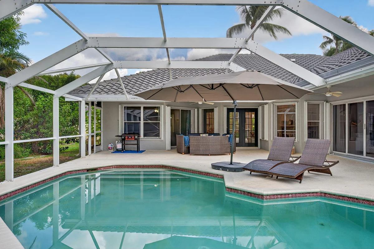 10738 Santa Rosa Dr, Boca Raton: photo 1 of 101