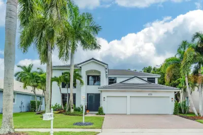 12700 Yardley Dr, Boca Raton: photo 1 of 31