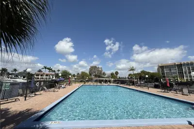 2101 Atlantic Shores Blvd #120, Hallandale Beach: photo 1 of 13
