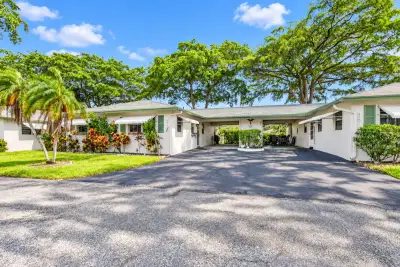 843 Meadowlark Ln, Delray Beach: photo 1 of 51