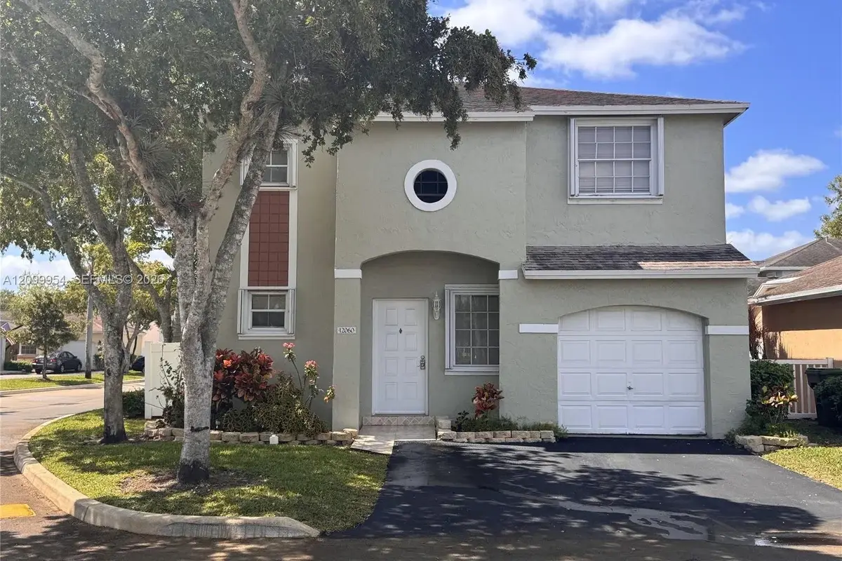 12060 NW 13th St, Pembroke Pines: photo 1 of 22