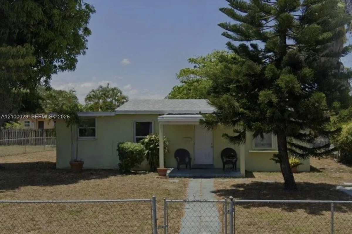 1621 NW 14th St, Fort Lauderdale: photo 1 of 1