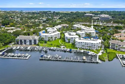 844 Bay Colony Dr S, Juno Beach: photo 1 of 35