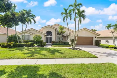 7081 Falls Rd E, Boynton Beach: photo 1 of 2