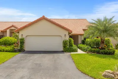 23342 Water Cir, Boca Raton: photo 1 of 69