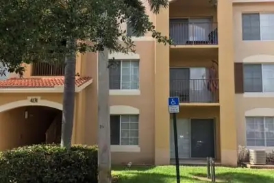 4131 San Marino Blvd #105, West Palm Beach: photo 1 of 6