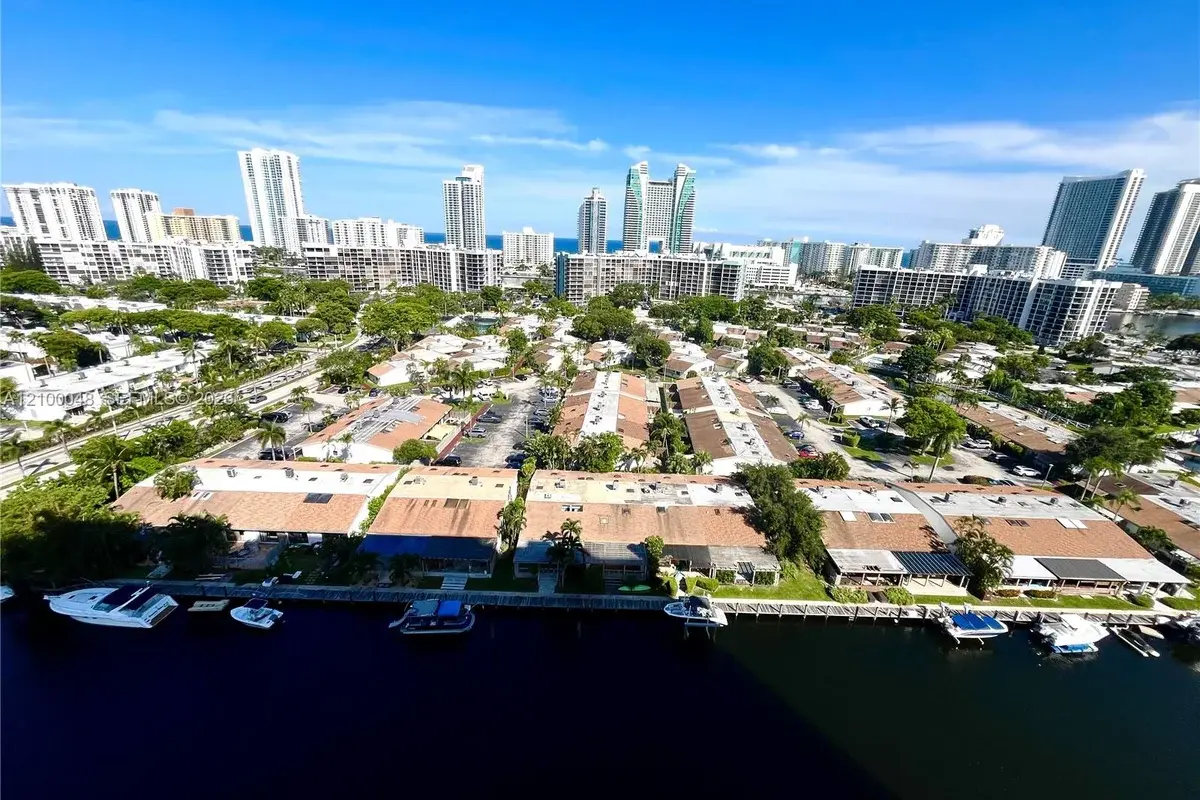 2500 Parkview Dr #1705, Hallandale Beach: photo 1 of 33