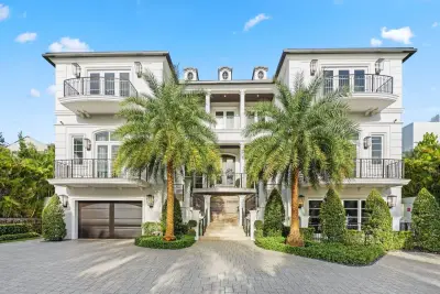 1001 Hillsboro Mile, Hillsboro Beach: photo 1 of 64