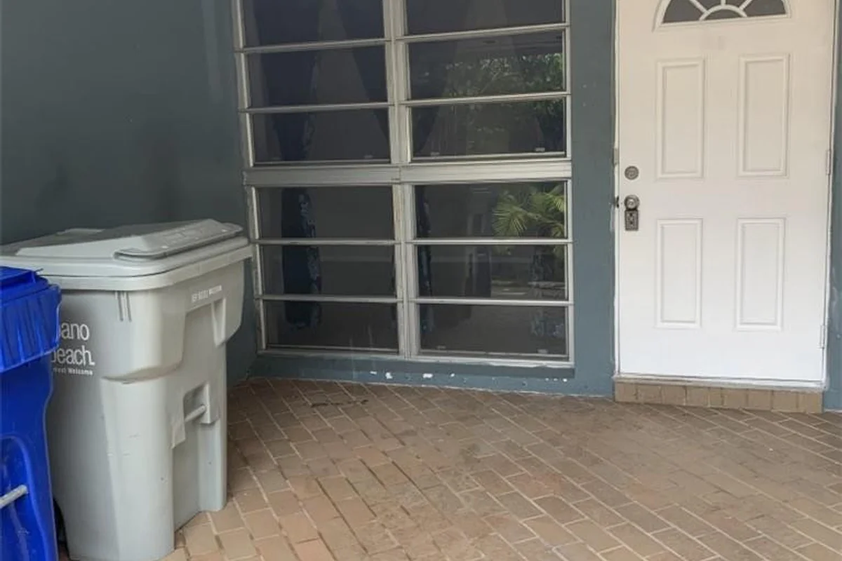 224 NE 24th Ave #E, Pompano Beach: photo 1 of 7