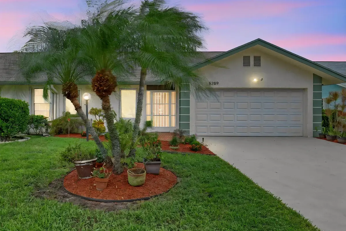 5289 Crystal Anne Dr, West Palm Beach: photo 1 of 60