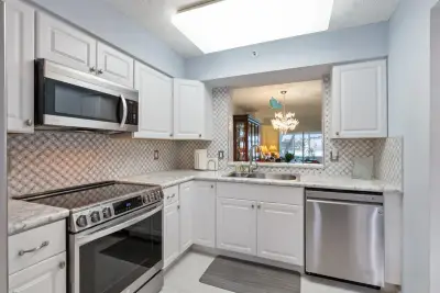6096 Huntwick Ter #206, Delray Beach: photo 1 of 46
