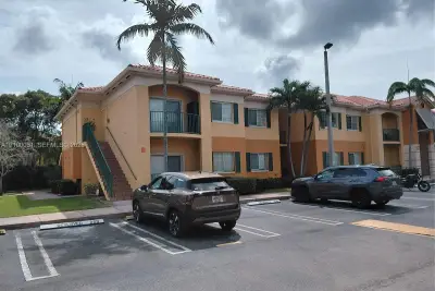 7210 NW 114th Ave #106, Doral: photo 1 of 27