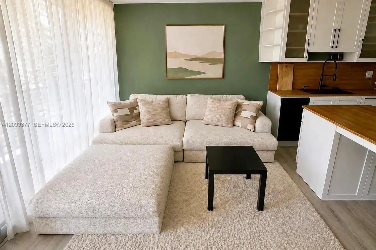 901 N Birch Rd #D6, Fort Lauderdale: photo 1 of 22