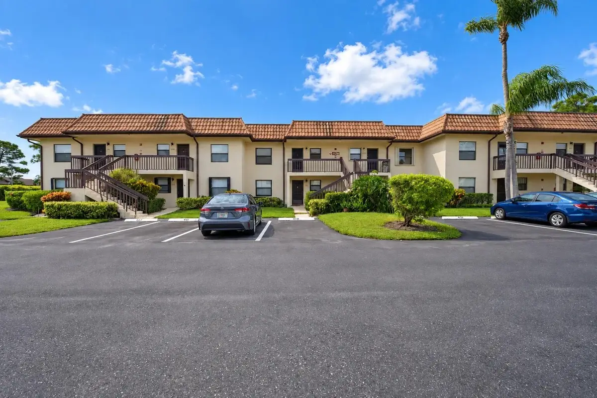 7094 Golf Colony Ct #103, Lake Worth: photo 1 of 33