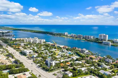 3437 Palm Ct, Jupiter: photo 1 of 38