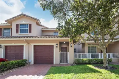 3512 Parkside Dr, Davie: photo 1 of 22