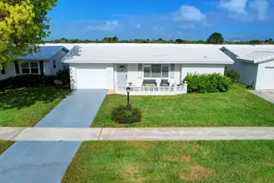 716 SW 18th St, Boynton Beach: photo 1 of 65