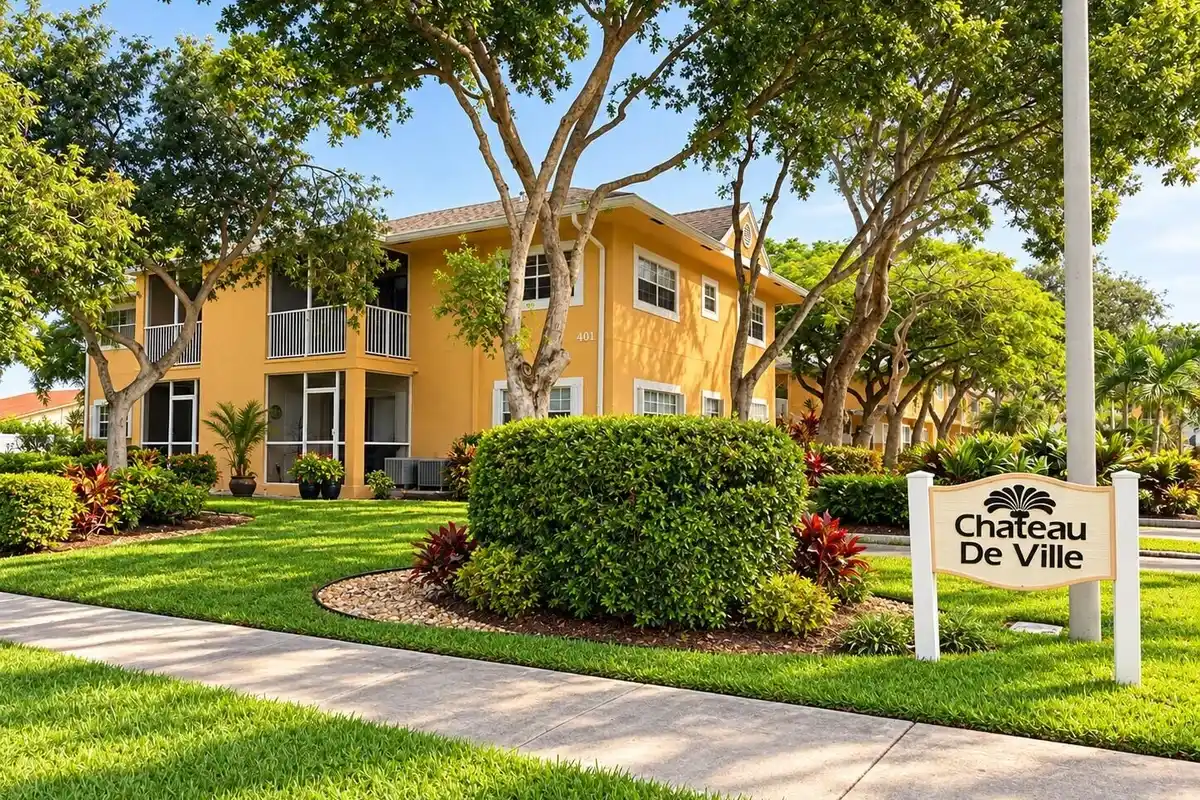 401 SE 10th St #B201, Dania Beach: photo 1 of 18