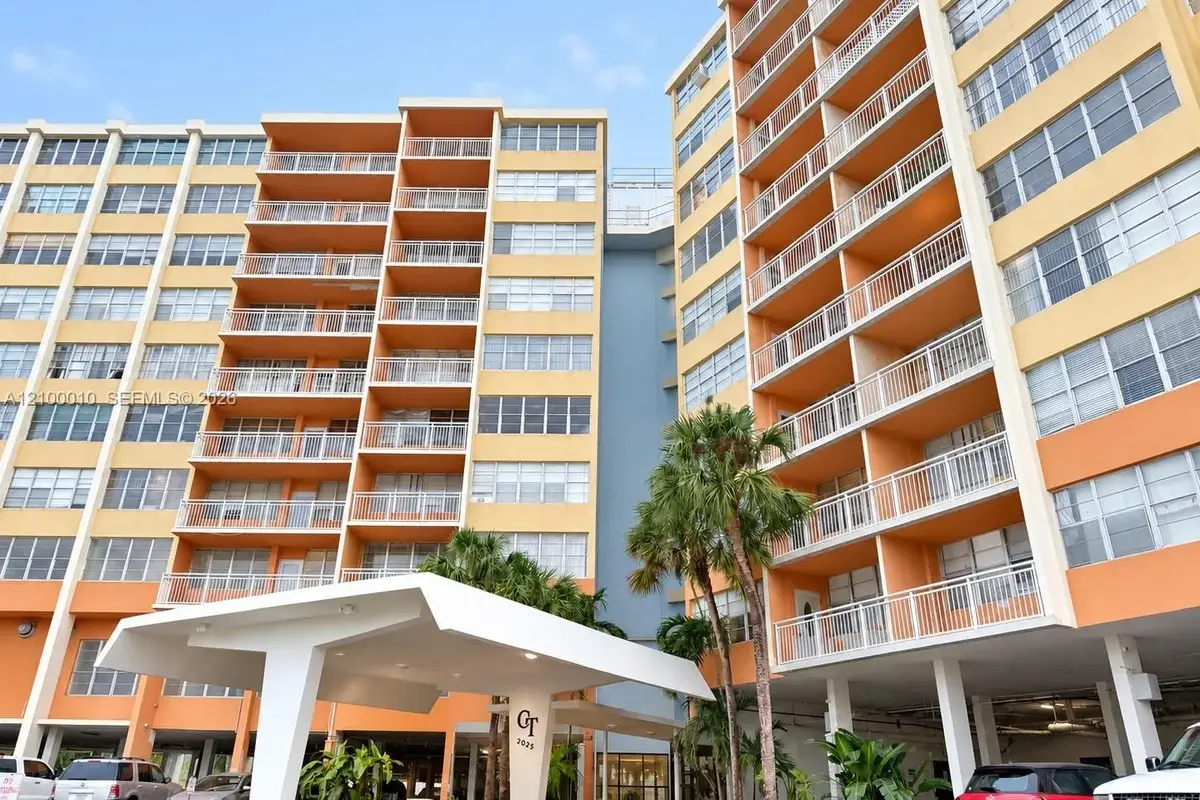 2025 NE 164th St #919, North Miami Beach: photo 1 of 19