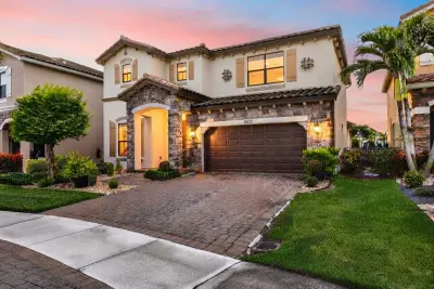 8872 Sandy Creek Way, Lake Worth: photo 1 of 96