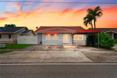 1280 SW 142nd Ave, Miami: photo 1 of 1