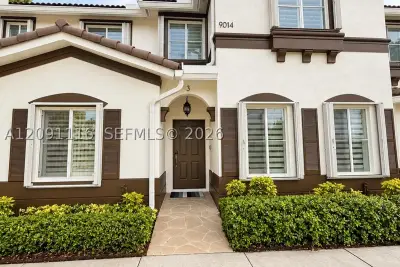 9014 W Flagler St #3, Miami: photo 1 of 35