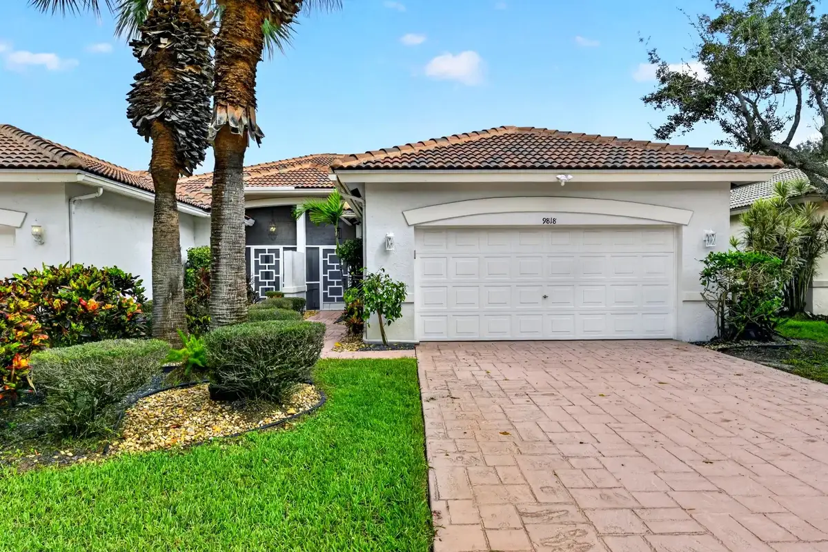 9818 Crescent View Dr S, Boynton Beach: photo 1 of 63