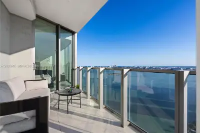 2900 NE 7th Ave #3509, Miami: photo 1 of 29