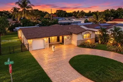 7949 Coral Blvd, Miramar: photo 1 of 24