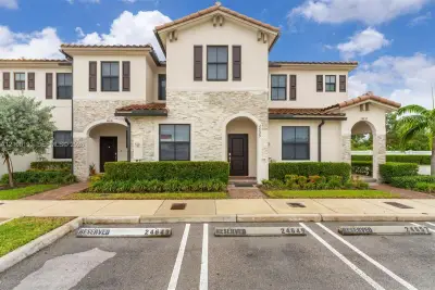 24649 SW 117th Path, Homestead: photo 1 of 29