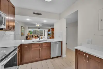 1530 Whitehall Dr #302, Davie: photo 1 of 37