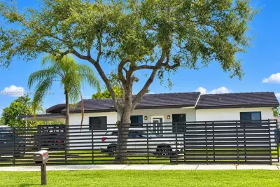 16345 SW 280th St, Homestead: photo 1 of 9